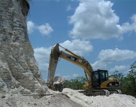 Destruyen templo maya en Belice