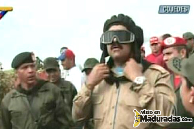 Venezuela NIcolas Maduro vestido de militar